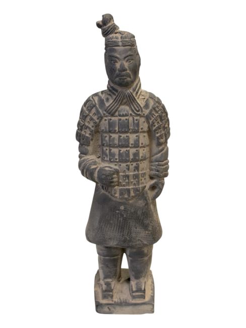 Estátua de guerreiro de terracota preta de 22 cm