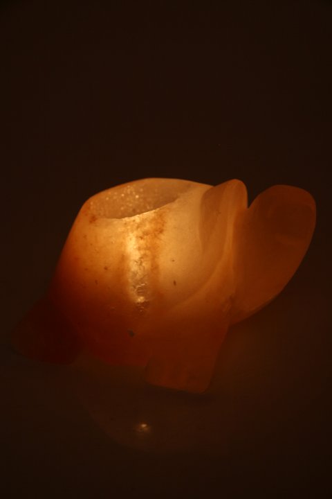 incenso em Castiçal em forma de tartaruga com cristal de sal natural 700g|pt