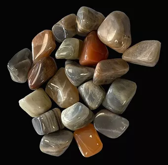 Pedras roladas de Pedra da Lua A multicoloridas 250g