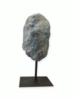 Lápis-Lazúli A Bruto em Suporte de Metal Preto 17-20 cm 500-800 g