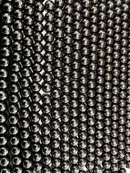 Fio de Contas Redondas de Hematita A 4 mm