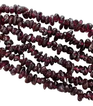 Pedaços de granada vermelha 3-8mm em fio 80cm