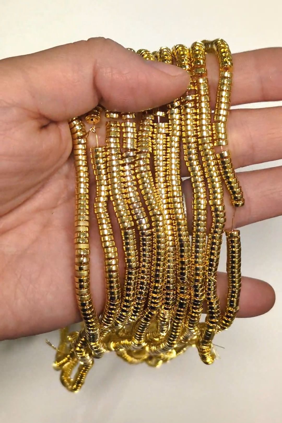 Contas espaçadoras de hematita dourada – 4×1 mm