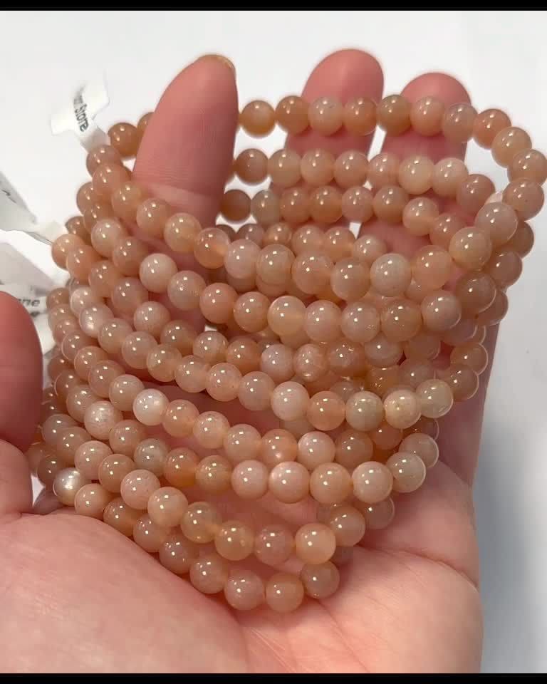 Pulseira de pedra da lua rosa com pérolas de 6 mm