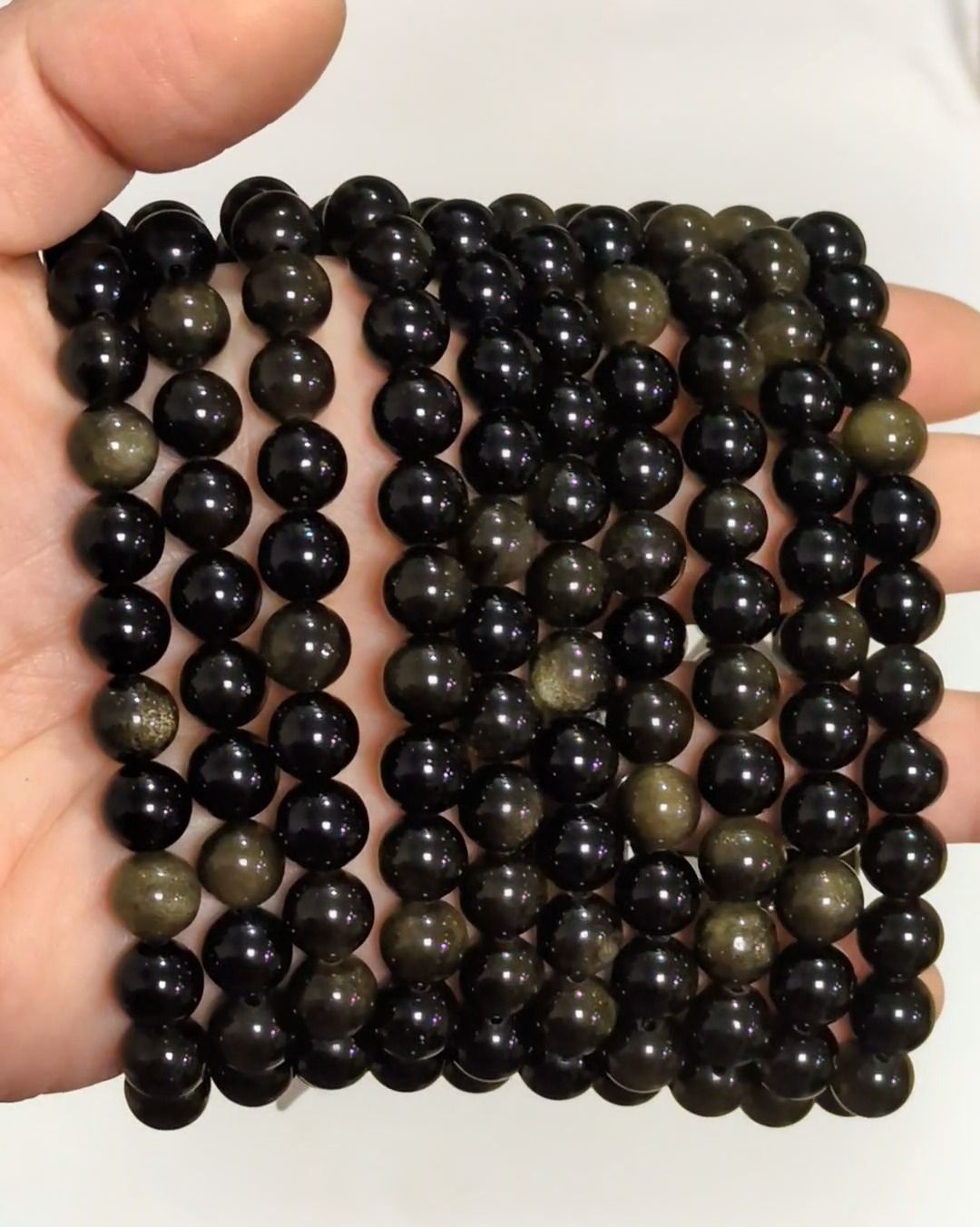 Pulseira de contas de obsidiana em ouro preto A 8mm