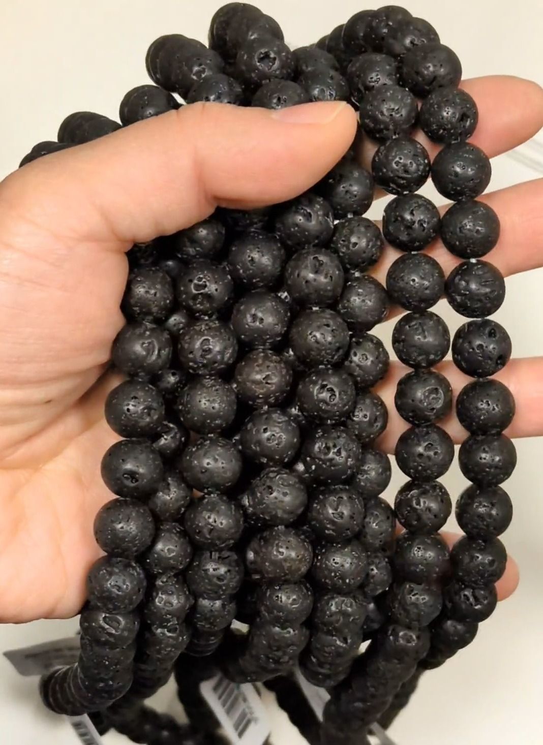 Pedra de lava A contas 10mm em arame 40cm