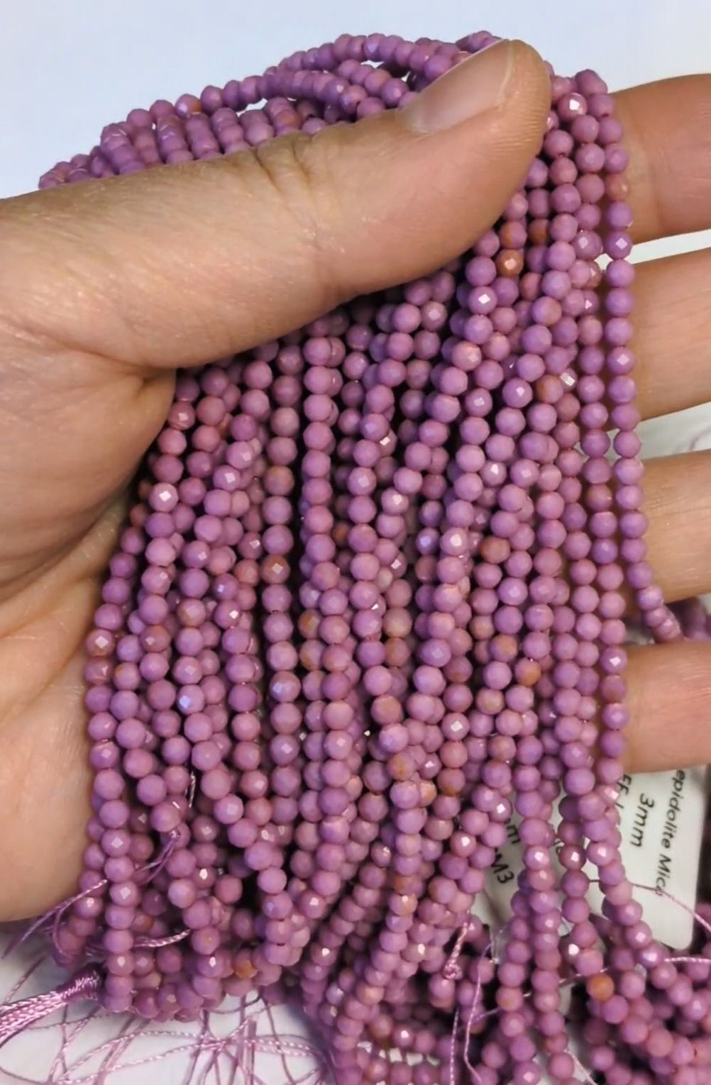 Lepidolite Mica Mauve Facetada Contas AA 3mm em fio 40cm
